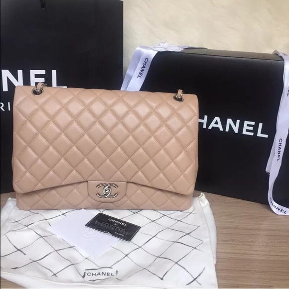 chanel maxi double flap