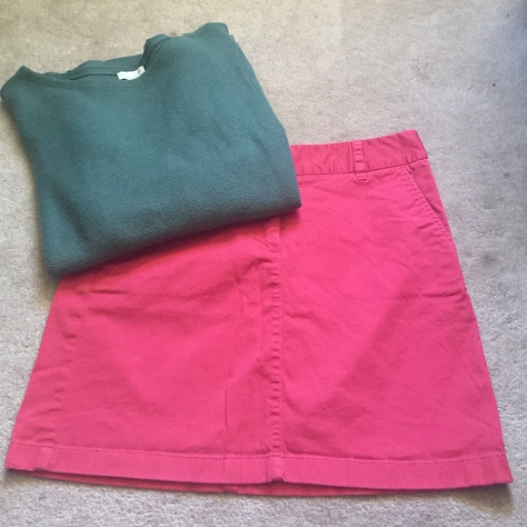 Vineyard Vines Coral/Salmon Colored Mini Skirt