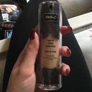 Kat Von D Lock-it Tattoo Foundation (Light)