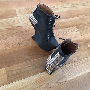 Jeffrey Campbell leather distressed size 7 shoe