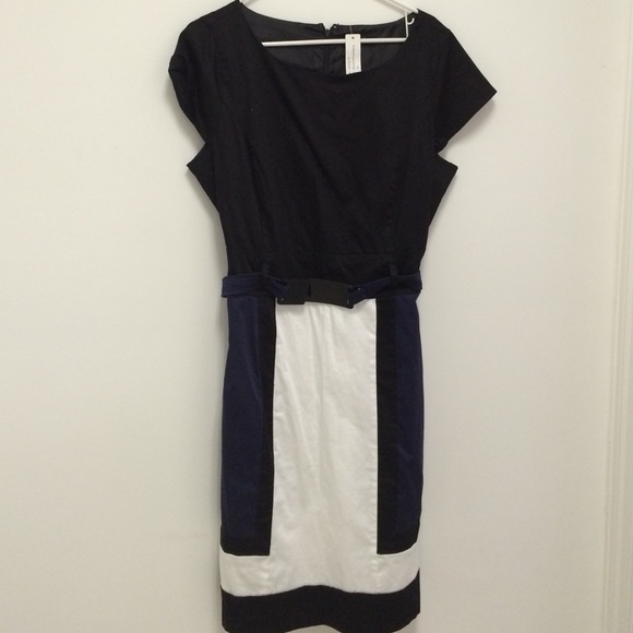 Size 16 color block dress. NWT