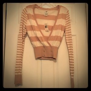NWT Guess light sweater/ top