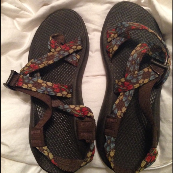 Woman's chacos size 8