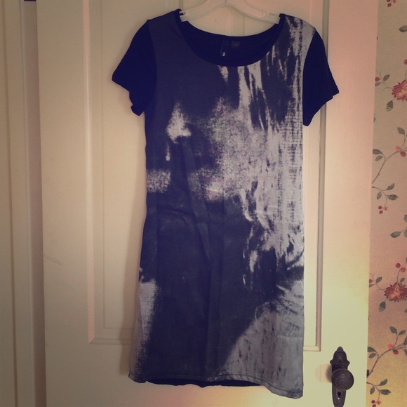 H&M t shirt black dress