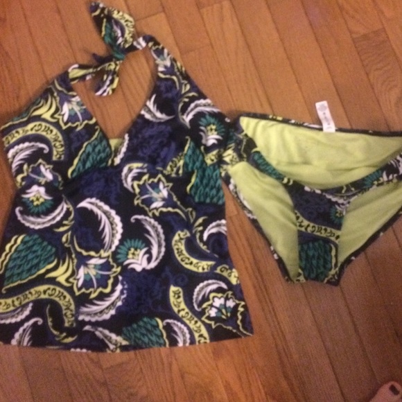 Athlete tankini blue paisley.