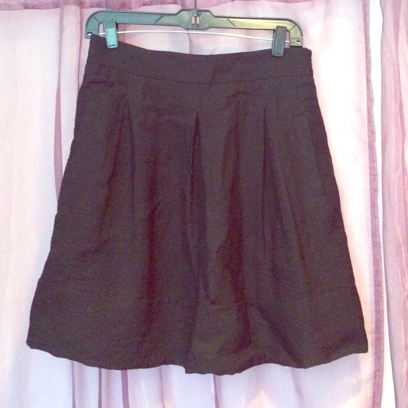 BCBG textured black skirt