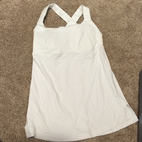 LuLuLemon white tank w/built in bra!