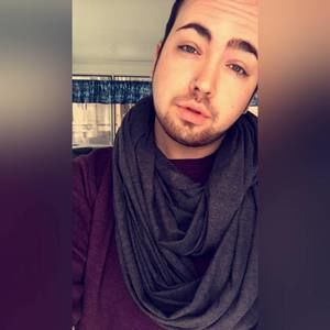 Meet your Posher, Zachary