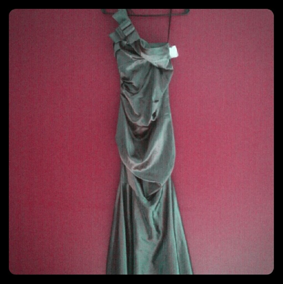 SALE!! NEW Prom Dress