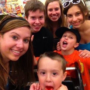 Meet your Posher, Brooke