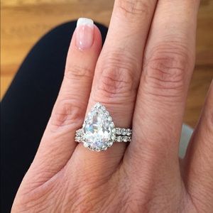 .925 Silver Pear Shaped CZ Wedding Set