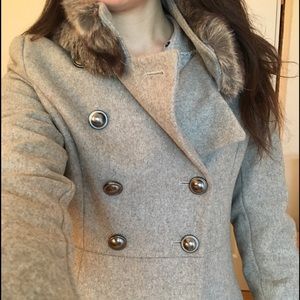 Beautiful Via Spiga coat.