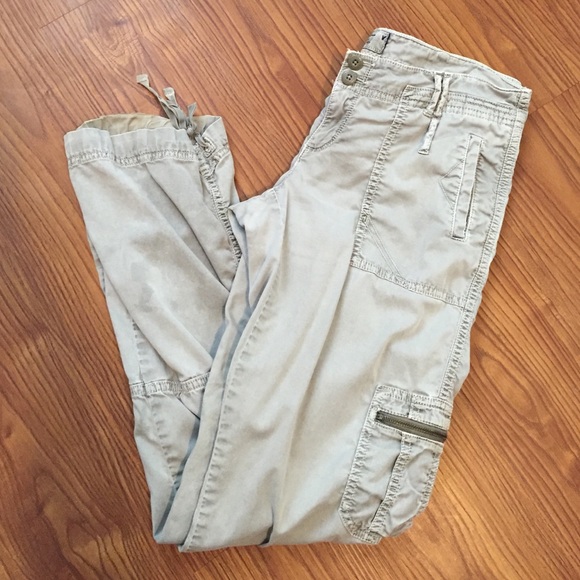 American Eagle Cargo Skinny Pants
