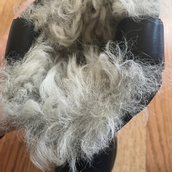 Burberry boots - Picture 3 of 4