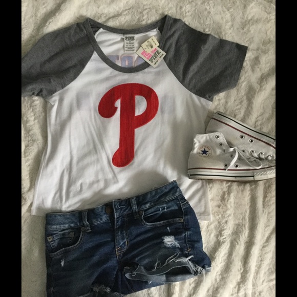 Victoria's Secret PINK Phillies t shirt