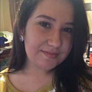 Meet your Posher, Aileen