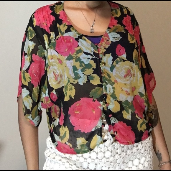 Kimchi & Blue Floral Button Up Top