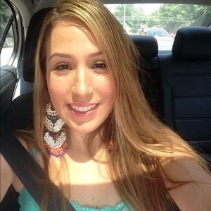 Meet your Posher, Chailin