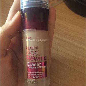 Maybelliene instant age rewind