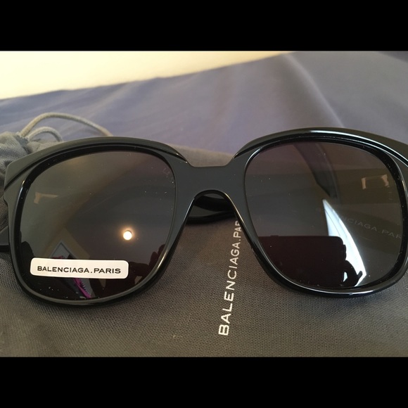 Balenciaga Accessories - Balenciaga sunglasses