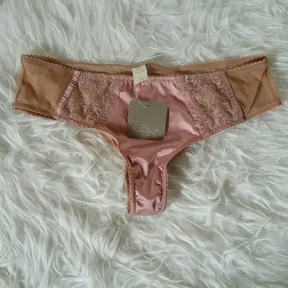 *ONE DAY SALE* NWT Anthropology Satin Lace & Mesh