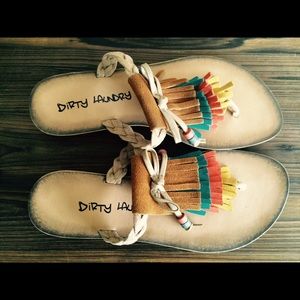 New Dirty Laundry flat thong sandals Size 6.5