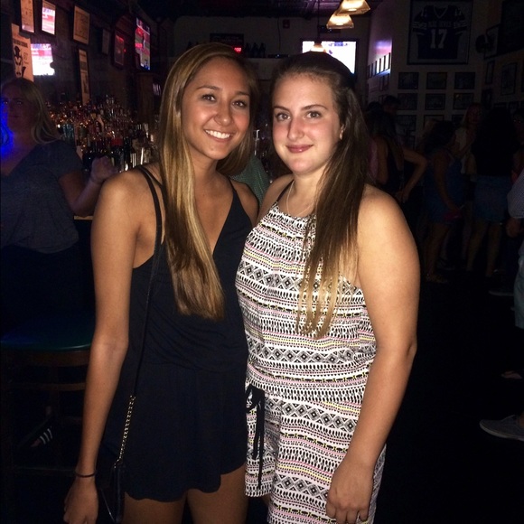 Meet your Posher, Lisa - Picture 2 of 2