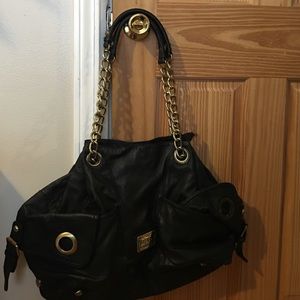 Big D&G like black purse