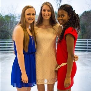 Meet your Posher, Caitlyn