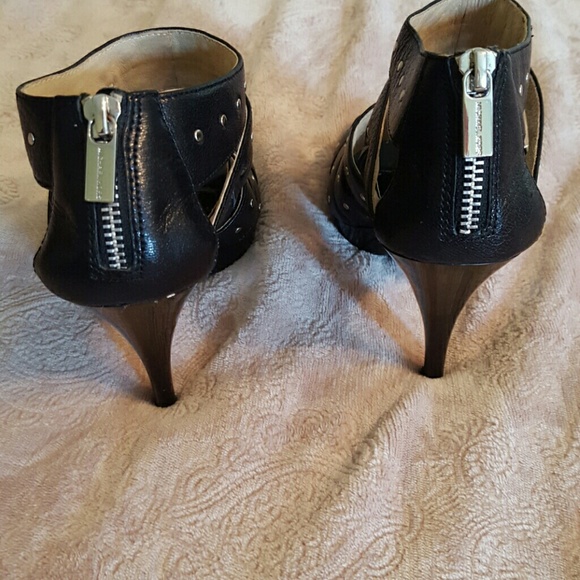 *****SOLD****Michael Kors black studded cage heels - Picture 3 of 4