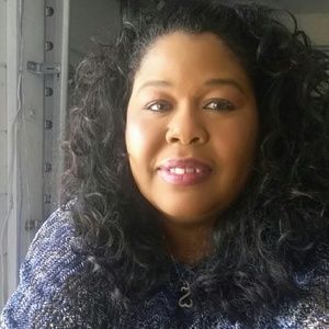 Meet your Posher, Pamela