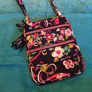 NWOT Vera Bradley Wallet-bag