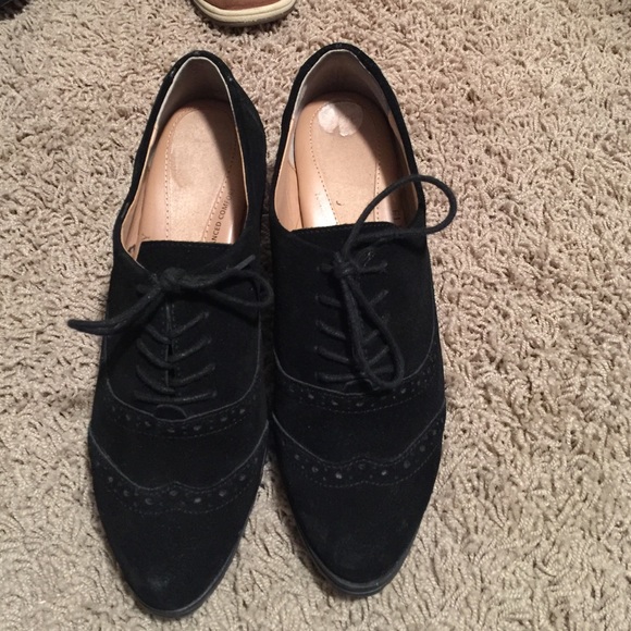 Ellen Tracy Suede Oxford Wedges Size 7.5