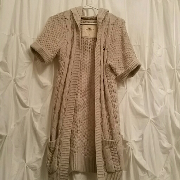 Cute long Hollister, short sleeve sweater! - Picture 2 of 4