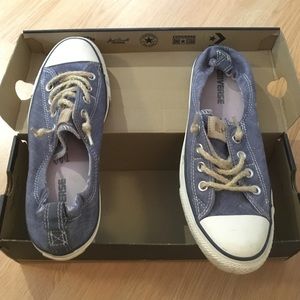 Converse women's sz 9 denim slip on sneaker