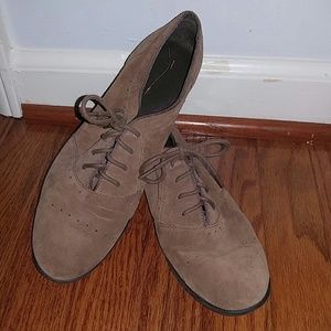 Cute brown suede Oxford shoes