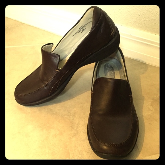 Lizsport by Liz Claiborne brown loafers