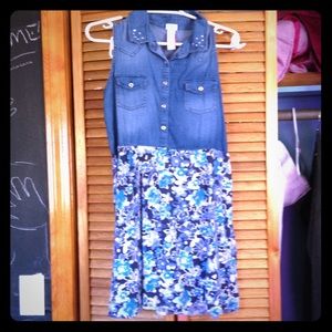 I am selling a girls dress from justice