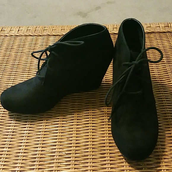 Mossimo Black wedge ankle boots.