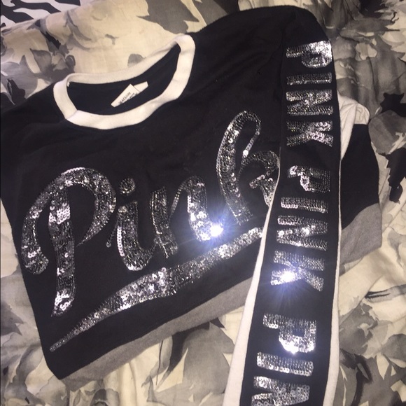 PINK Vs varsity Bling crew