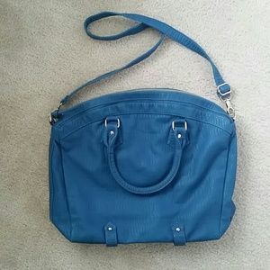 NWT Oversize crossbody bag with detachable strap