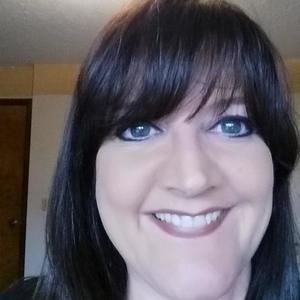 Meet your Posher, Carrie