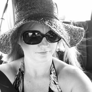 Meet your Posher, Liz