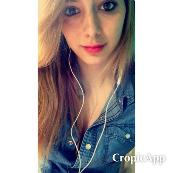 Meet your Posher, Lexi