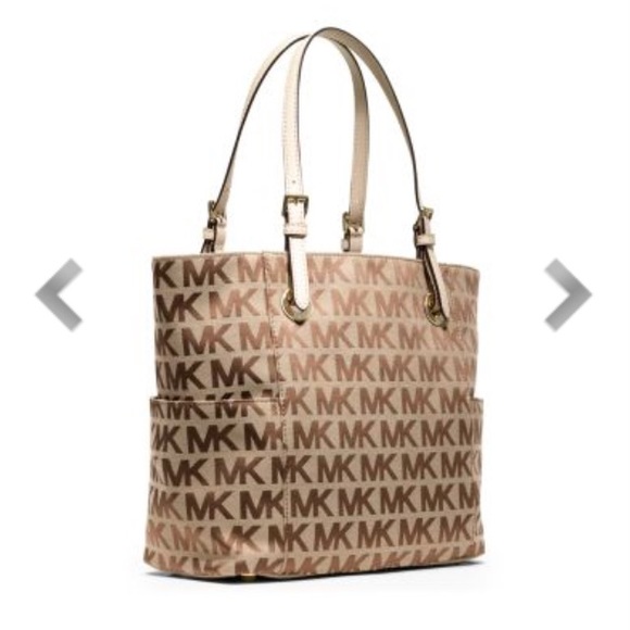 💰SOLD💰Jet Set Logo Michael Kors Tote Bag - Picture 2 of 4