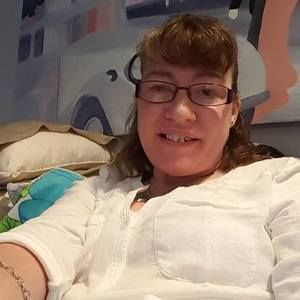 Meet your Posher, Leigh