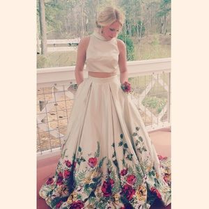 SHERRI HILL prom dress