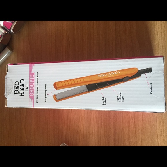 Bed head straightener