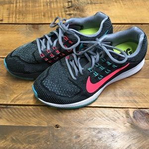NWOT-Nike Air tennis shoes
