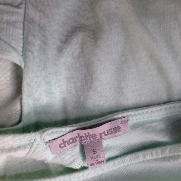 Light blue crop top with bows on back - Picture 4 of 4